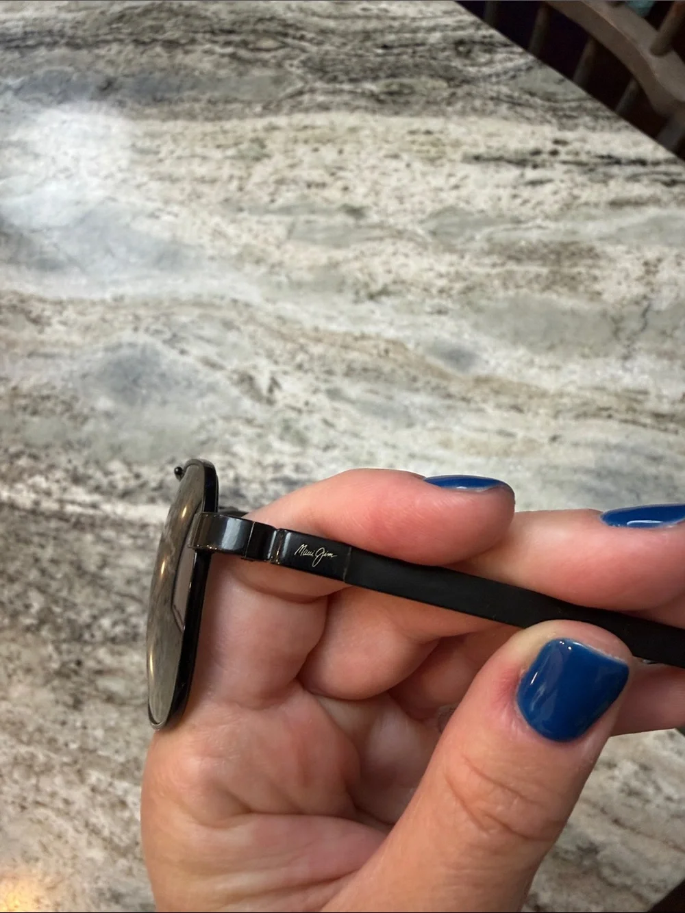 Maui Jim Black Aviator Sunglasses with Dark Grey Lenses